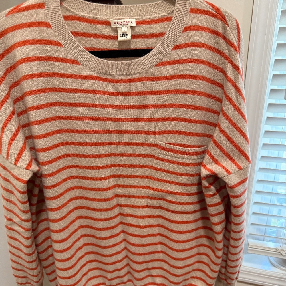 Demylee NY L cashmere sweater